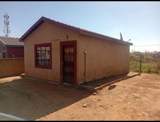 2 BEDROOM HOUSE FOR SALE IN SOSHANGUVE XX